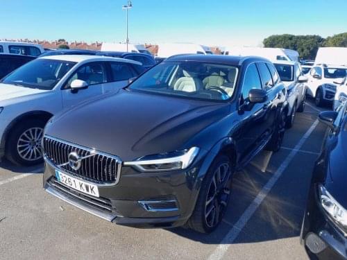 VOLVO XC60 2.0 T8 AWD INSCRIPTION 390cv 2019 de segunda mano