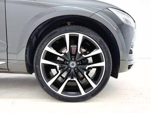 VOLVO XC60 2.0 T8 AWD INSCRIPTION 390cv 2019 de segunda mano