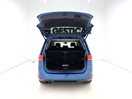 VOLKSWAGEN TOURAN 2.0TDI 150CV  DSG SPORT 2016 de segunda mano