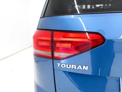 VOLKSWAGEN TOURAN 2.0TDI 150CV  DSG SPORT 2016 de segunda mano