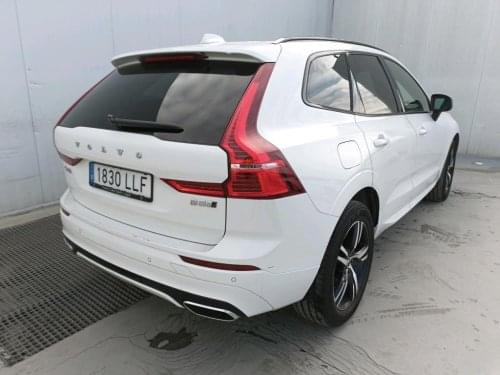 VOLVO XC60 2.0 B5 D AWD R-DESIGN AUTO 235CV 2020 de segunda mano