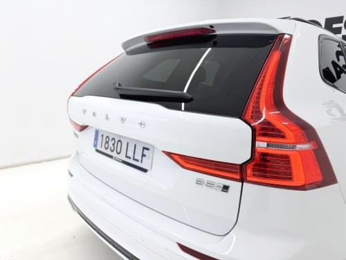 VOLVO XC60 2.0 B5 D AWD R-DESIGN AUTO 235CV 2020 de segunda mano