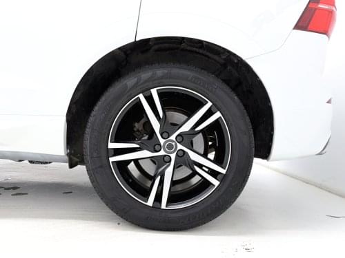 VOLVO XC60 2.0 B5 D AWD R-DESIGN AUTO 235CV 2020 de segunda mano