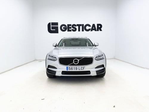 Comprar VOLVO V90 CROSS COUNTRY D4 190CV MOMENTUM 2019 de segunda mano VOLVO V90 CROSS COUNTRY D4 190CV MOMENTUM 2019 de segunda mano