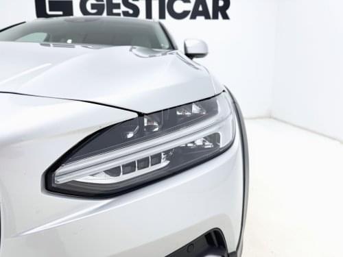 Comprar VOLVO V90 CROSS COUNTRY D4 190CV MOMENTUM 2019 de segunda mano VOLVO V90 CROSS COUNTRY D4 190CV MOMENTUM 2019 de segunda mano