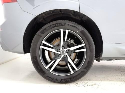 VOLVO XC60 2.0 T6 AWD RECHARGE R-DESIGN  AUTO 340CV 2020 de segunda mano