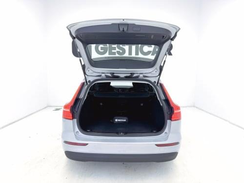 VOLVO V60 2.0 B4  ESSENTIAL AUTO 197CV 2023 de segunda mano