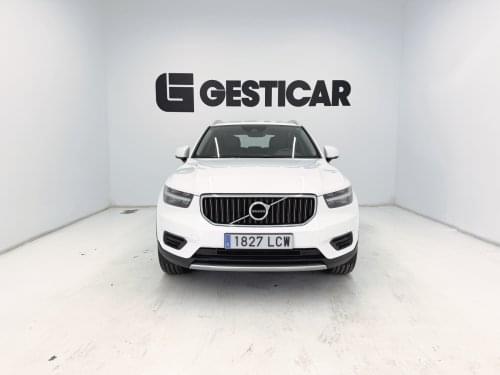 VOLVO XC40 1.5 T3 INSCRIPCION AUTO 163CV 2019 de segunda mano