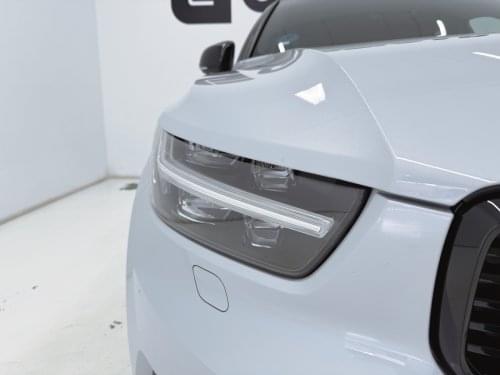 VOLVO XC40 1.5 T4 TWIN RECHARGE R-DESIGN AUTO 211CV 2021 de segunda mano