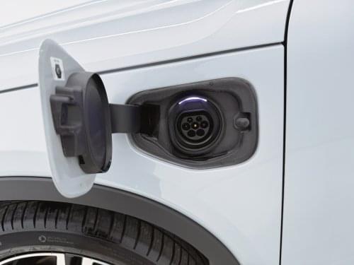 VOLVO XC40 1.5 T4 TWIN RECHARGE R-DESIGN AUTO 211CV 2021 de segunda mano