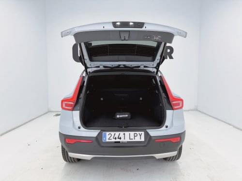 VOLVO XC40 1.5 T4 TWIN RECHARGE R-DESIGN AUTO 211CV 2021 de segunda mano