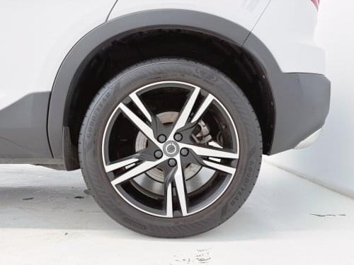 VOLVO XC40 1.5 T4 TWIN RECHARGE R-DESIGN AUTO 211CV 2021 de segunda mano