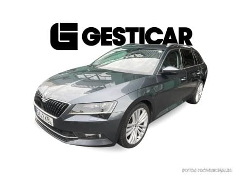 SKODA SUPERB STYLE 2.0TDI 150CV DSG 2017 de segunda mano