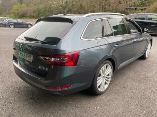SKODA SUPERB STYLE 2.0TDI 150CV DSG 2017 de segunda mano