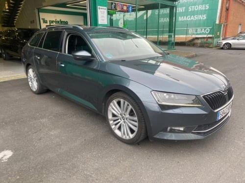 SKODA SUPERB STYLE 2.0TDI 150CV DSG 2017 de segunda mano
