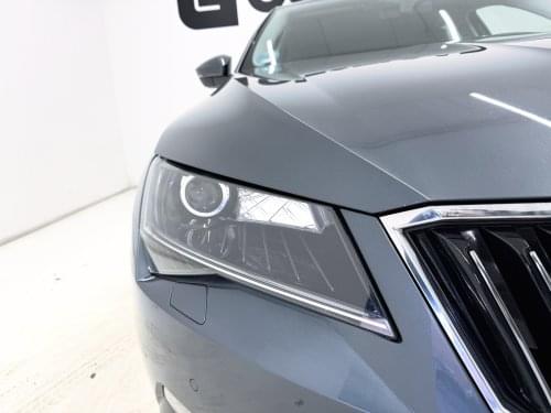 SKODA SUPERB COMBI STYLE 2.0TDI 150CV DSG 2017 de segunda mano