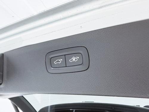 VOLVO XC90 2.0 B5 D AWD R-DESIGN AUTO (CX) 235CV 2021 de segunda mano