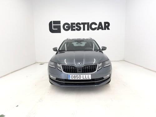 SKODA OCTAVIA COMBI 1.5 TSI DSG STYLE  150CV 2020 de segunda mano