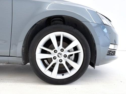 SKODA OCTAVIA COMBI 1.5 TSI DSG STYLE  150CV 2020 de segunda mano