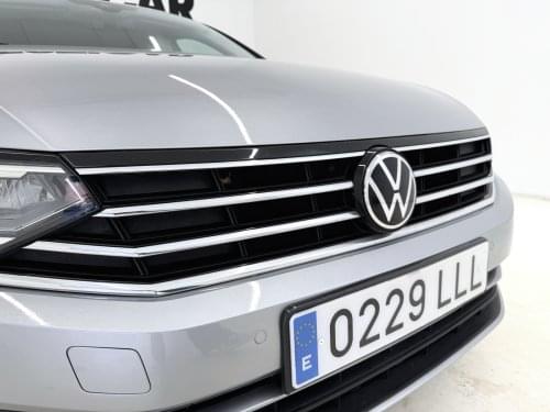 VOLKSWAGEN PASSAT VARIANT BUSINESS 2.0 TDI 122CV DSG 2020 de segunda mano