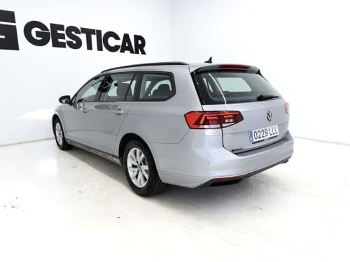VOLKSWAGEN PASSAT VARIANT BUSINESS 2.0 TDI 122CV DSG 2020 de segunda mano