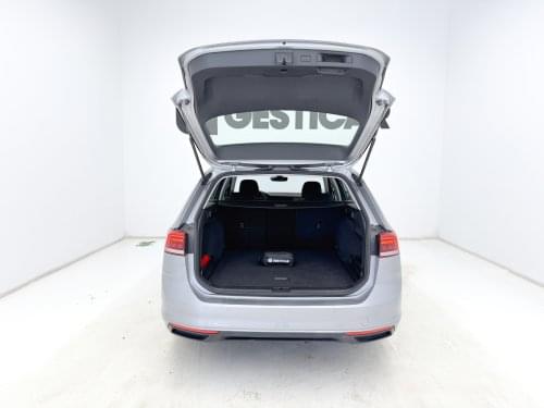 VOLKSWAGEN PASSAT VARIANT BUSINESS 2.0 TDI 122CV DSG 2020 de segunda mano