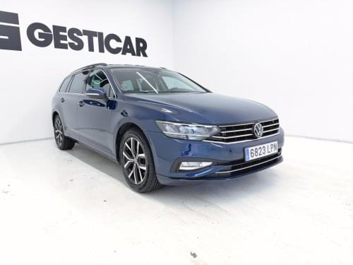 VOLKSWAGEN PASSAT VARIANT EXECUTIVE 1.5 TSI DSG 150CV 2021 de segunda mano