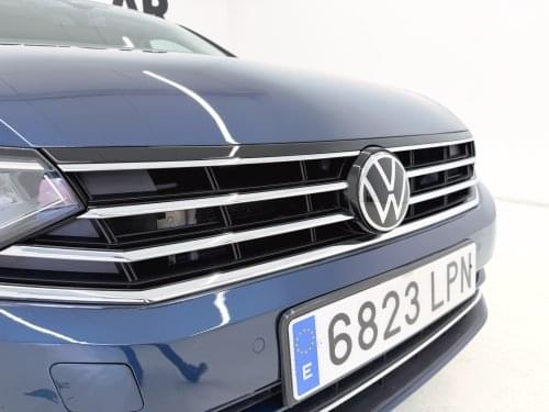 VOLKSWAGEN PASSAT VARIANT EXECUTIVE 1.5 TSI DSG 150CV 2021 de segunda mano