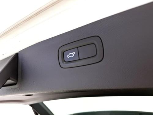 VOLVO XC90 2.0 B5 G AWD MOMENTUM AUTO 250CV 2021 de segunda mano