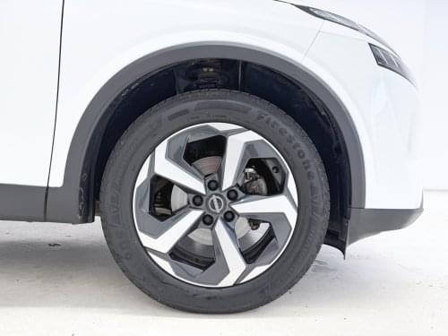 NISSAN QASHQAI DIG-T MHEV XTRONIC 4x4 N-CONNECTA  158CV 2023 de segunda mano