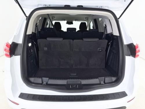 FORD S-MAX DURATEC ATKINSON FHEV TITANIUM 190CV 2021 de segunda mano