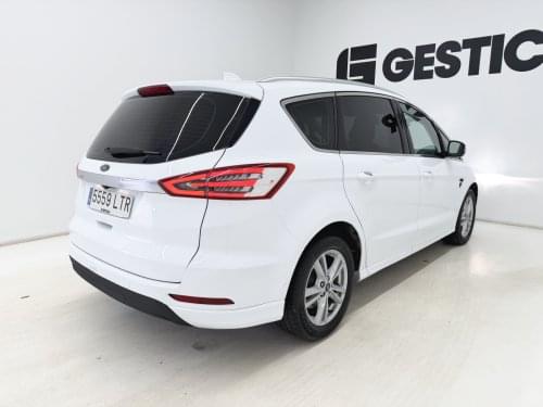 FORD S-MAX DURATEC ATKINSON FHEV TITANIUM 190CV 2021 de segunda mano
