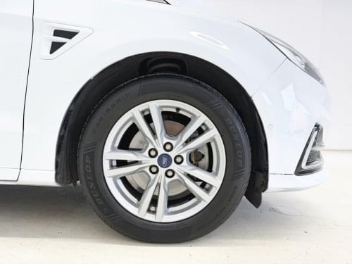 FORD S-MAX DURATEC ATKINSON FHEV TITANIUM 190CV 2021 de segunda mano