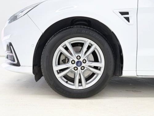 FORD S-MAX DURATEC ATKINSON FHEV TITANIUM 190CV 2021 de segunda mano
