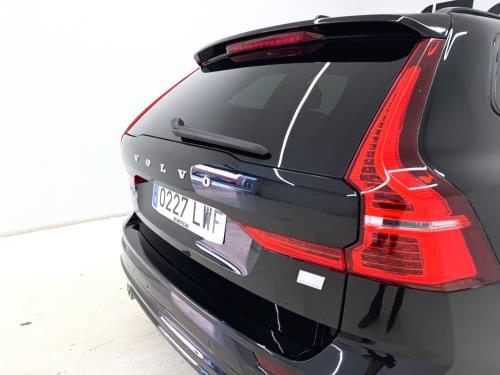 Comprar VOLVO XC60 2.0 T6 AWD RECHARGE R-DESIGN 355CV AUTO 2022 de segunda mano VOLVO XC60 2.0 T6 AWD RECHARGE R-DESIGN 355CV AUTO 2022 de segunda mano