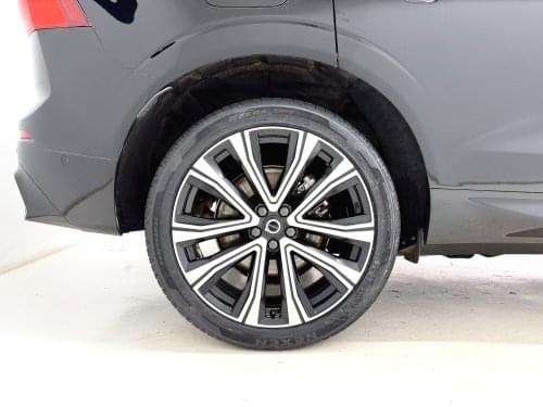 Comprar VOLVO XC60 2.0 T6 AWD RECHARGE R-DESIGN 355CV AUTO 2022 de segunda mano VOLVO XC60 2.0 T6 AWD RECHARGE R-DESIGN 355CV AUTO 2022 de segunda mano