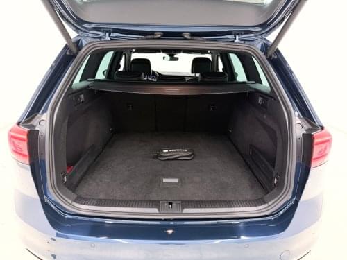 VOLKSWAGEN PASSAT VARIANT R-LINE 2.0 TSI 190CV DSG 2021 de segunda mano