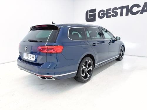 VOLKSWAGEN PASSAT VARIANT R-LINE 2.0 TSI 190CV DSG 2021 de segunda mano