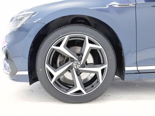 VOLKSWAGEN PASSAT VARIANT R-LINE 2.0 TSI 190CV DSG 2021 de segunda mano