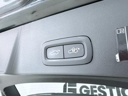 VOLVO XC40 1.5 T4 TWIN RECHARGE INSCRIPT. AUT 210CV 2022 de segunda mano