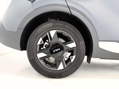 KIA SPORTAGE 1.6 TGDi 150cv CONCEPT 2025 de segunda mano