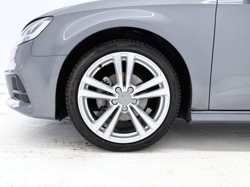 AUDI A3 SPORTBACK S LINE 35 TFSI 150CV STRONIC 2019 de segunda mano