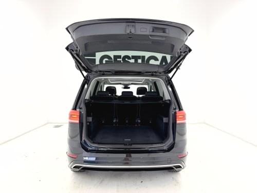 VOLKSWAGEN TOURAN 1.5TSI 150CV RLINE DSG 2021 de segunda mano