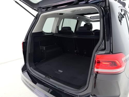 VOLKSWAGEN TOURAN 1.5TSI 150CV RLINE DSG 2021 de segunda mano