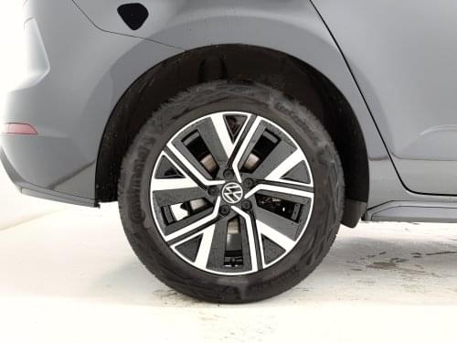 VOLKSWAGEN TOURAN 1.5TSI 150CV RLINE DSG 2021 de segunda mano