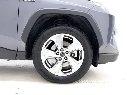 TOYOTA RAV4 2.5L 220H ADVANCE 218CV 2020 de segunda mano