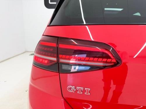 VOLKSWAGEN GOLF GTI 245CV THE ORIGINAL 2020 de segunda mano
