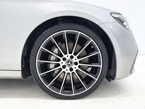 MERCEDES CLASE E 400D 2022 de segunda mano