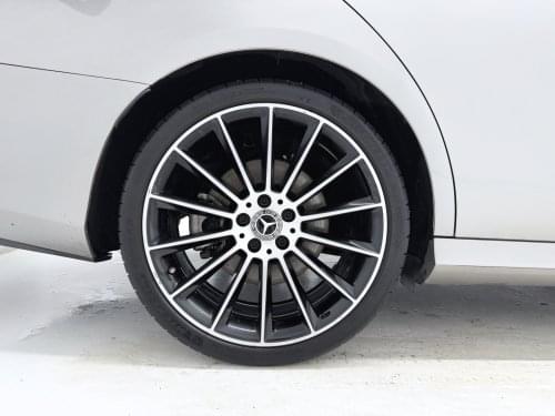 MERCEDES CLASE E 400D 2022 de segunda mano