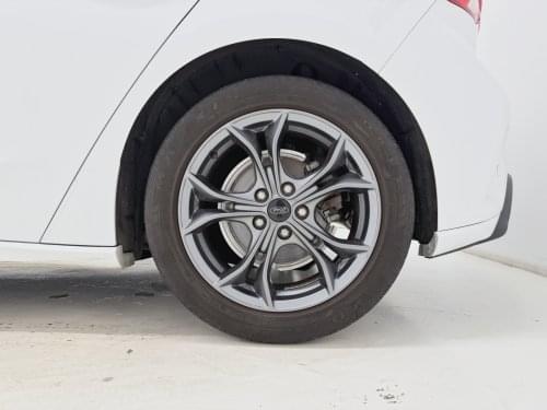 FORD FOCUS 1.0 125CV ECOBOOST MHEV TREND 2021 de segunda mano